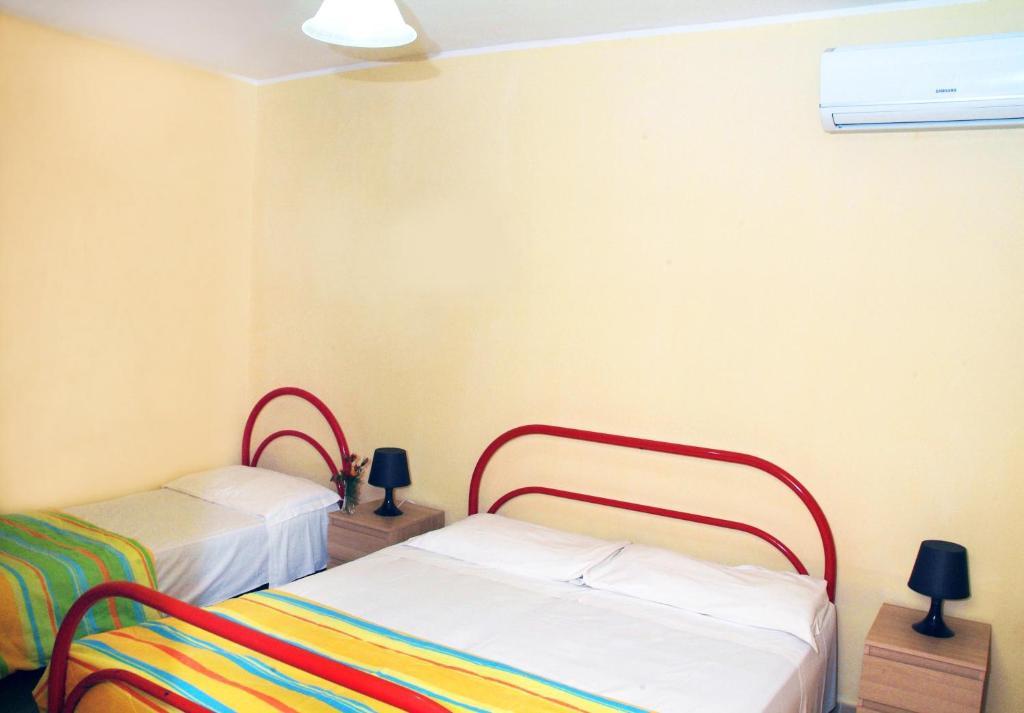 فيلابيانا Residence Torre Saracena الغرفة الصورة